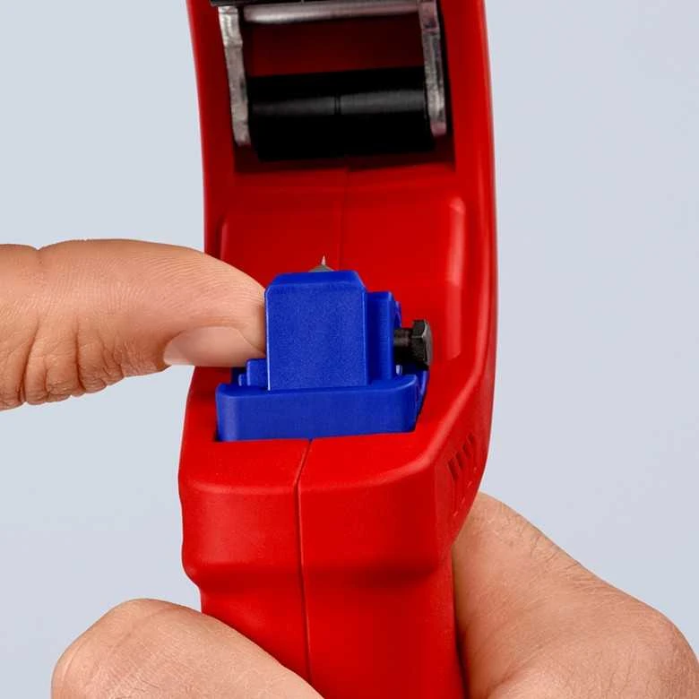 Vamzdžių pjaustyklė KNIPEX PVC DP50