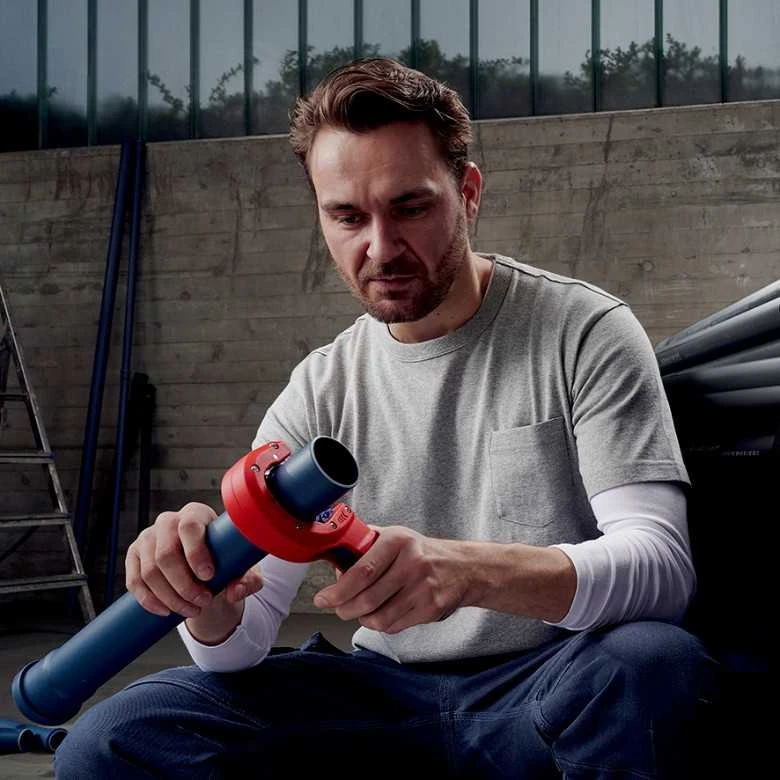 Vamzdžių pjaustyklė KNIPEX PVC DP50