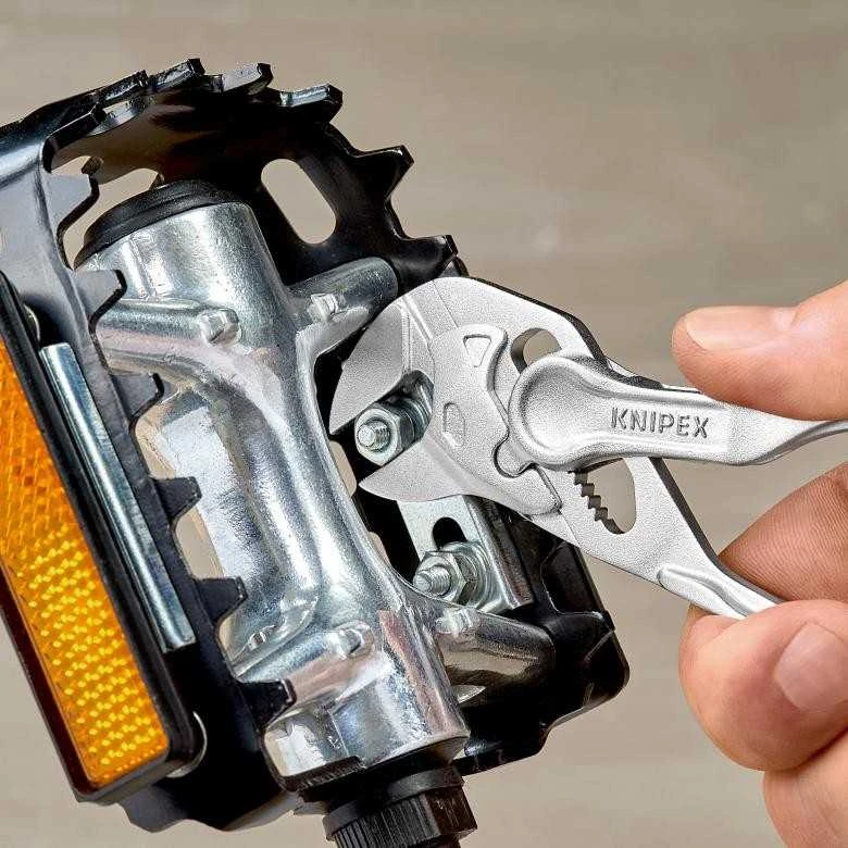 Replės-veržliaraktis KNIPEX XS
