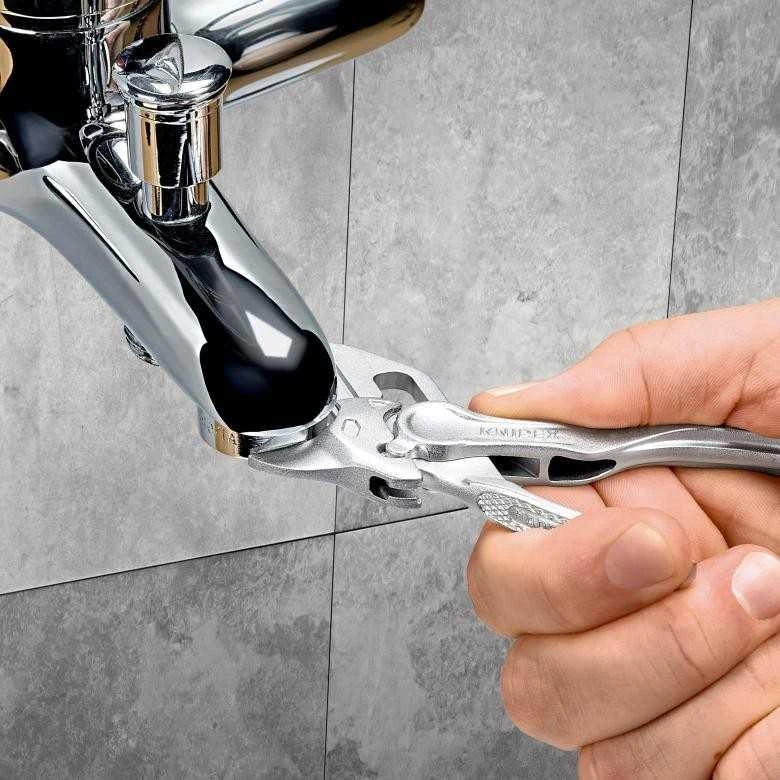 Replės-veržliaraktis KNIPEX XS