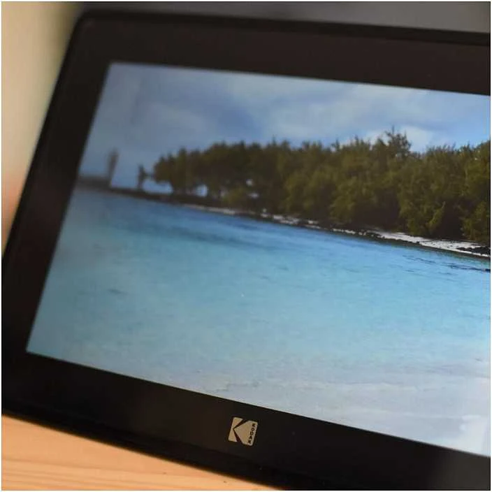 Nuotraukų rėmelis Kodak LED HD 10" WiFi 16GB RCF-106H Juodas