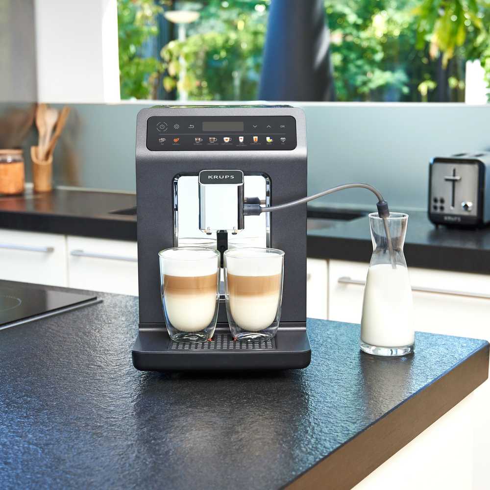 KRUPS automatinis kavos aparatas su malūnėliu, 1450 W, 2,3 l, EA895N10