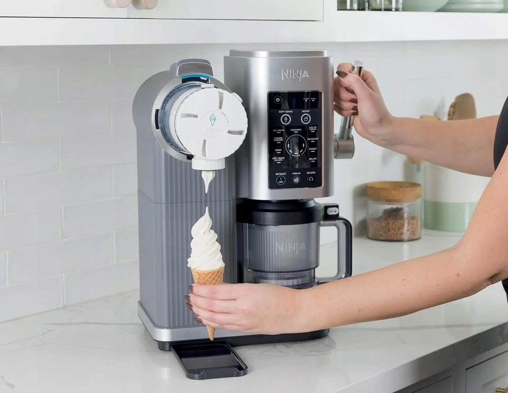 Ledų gaminimo aparatas Ninja CREAMi Scoop & Swirl NC701, sidabrinės spalvos