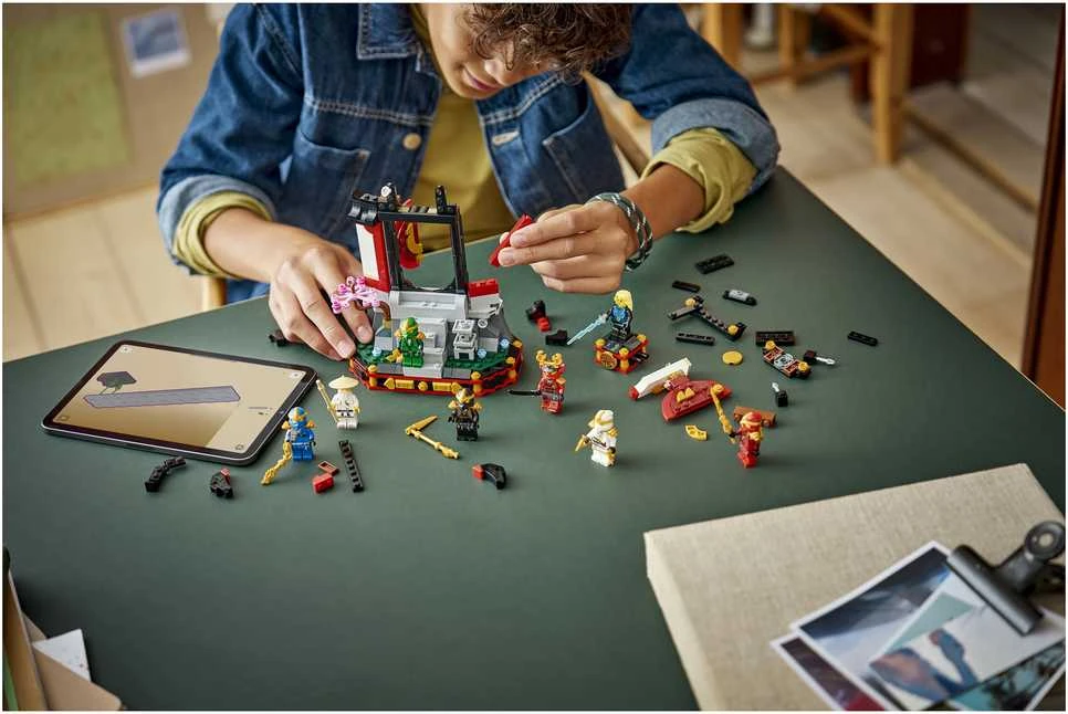 LEGO Ninjago Ozdoba su postaciami ninja — 15-lecie 71866