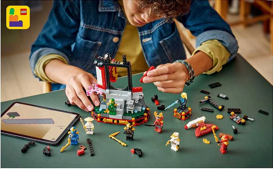 LEGO Ninjago Ozdoba su postaciami ninja — 15-lecie 71866
