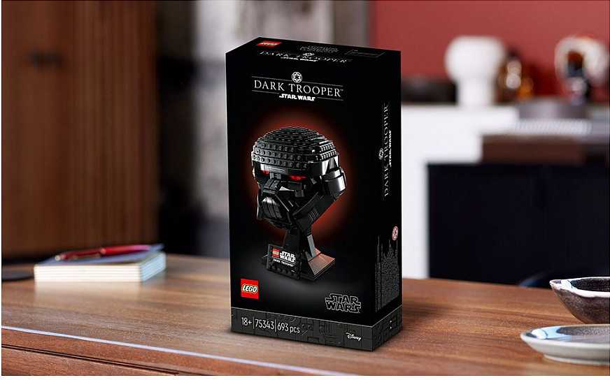 LEGO® Star Wars Tamsiojo kario™ šalmas (75343)