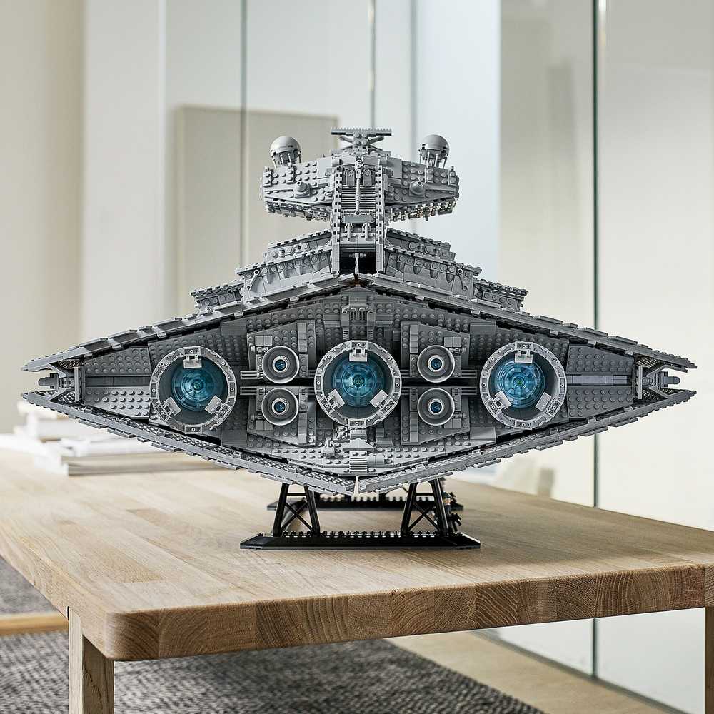 LEGO Star WarsImperial Star Destroyer™ (75252)