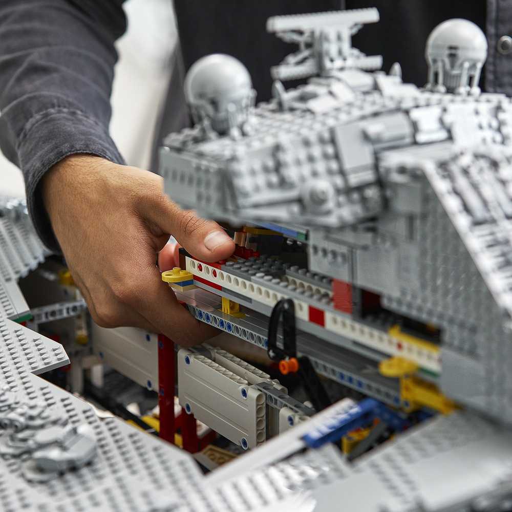 LEGO Star WarsImperial Star Destroyer™ (75252)