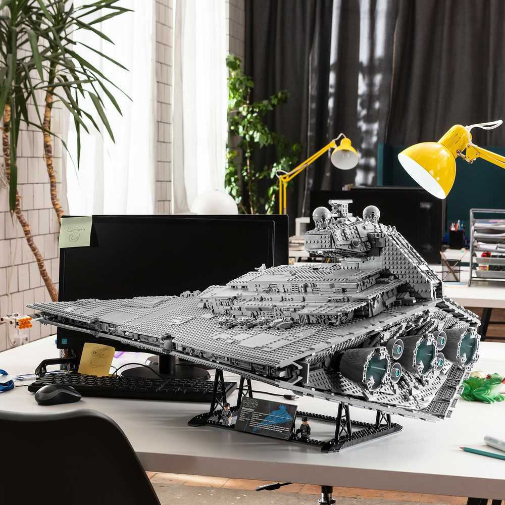 LEGO Star WarsImperial Star Destroyer™ (75252)