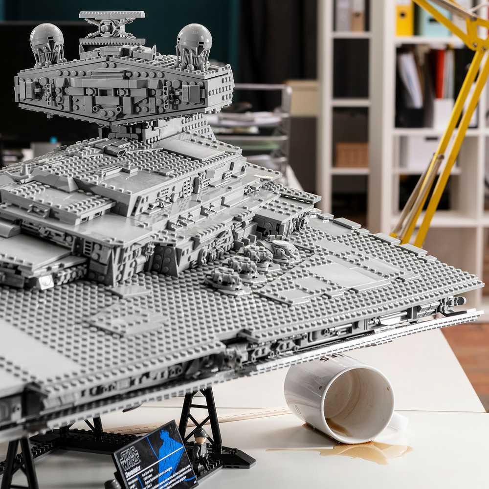 LEGO Star WarsImperial Star Destroyer™ (75252)