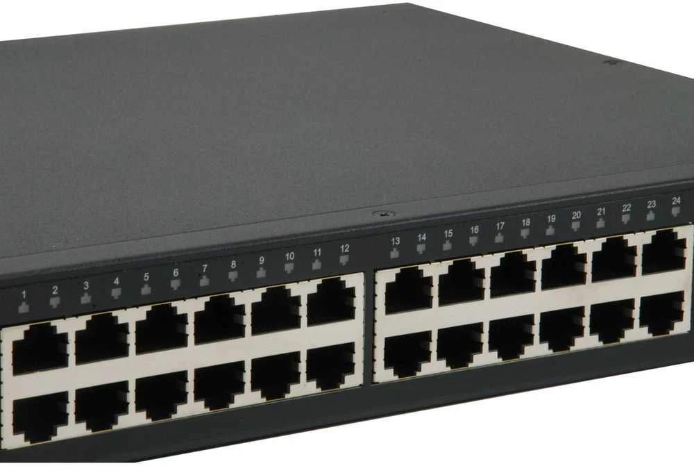 Šakotuvas Level One Carruzzo LevelOne GTL-2661 tinklo komutatorius Valdomas L2 Gigabit Ethernet (10/100/1000) Juoda