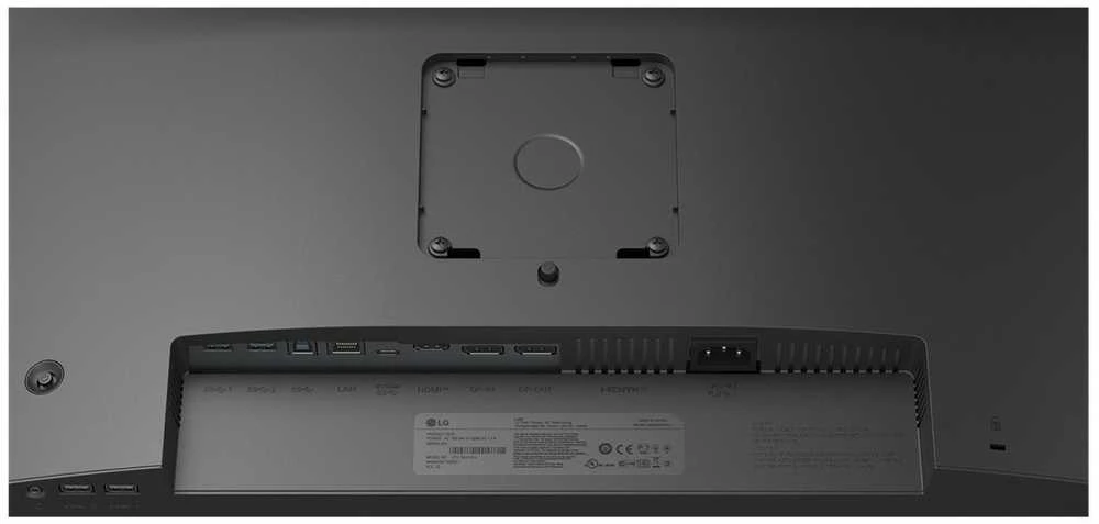 Monitorius LG | 24BA750-B | 23.8 " | IPS | FHD | 16:9 | 100 Hz | 5 ms | 1920 x 1080 pikselių | 200 cd/m² | HDMI jungtys quantity 1 | Juodas