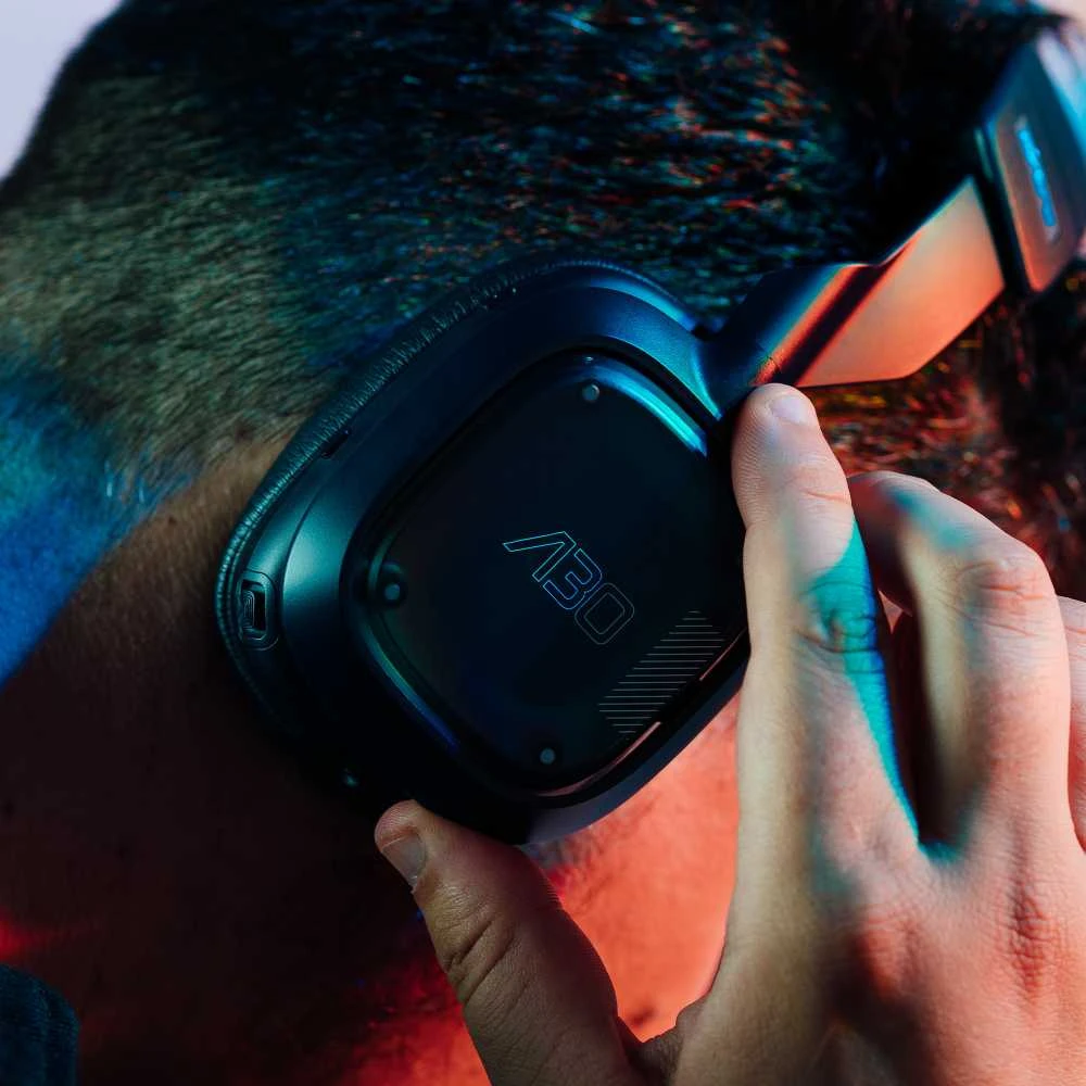 Ausinės Logitech A30 - NAVY/Raudonas - EMEA -