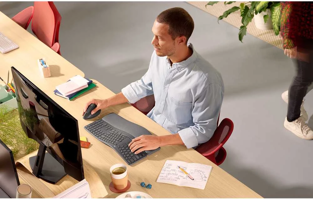 Logitech ERGO K860 belaidė klaviatūra, grafito spalvos, Skandinaviškas išdėstymas (Qwerty)