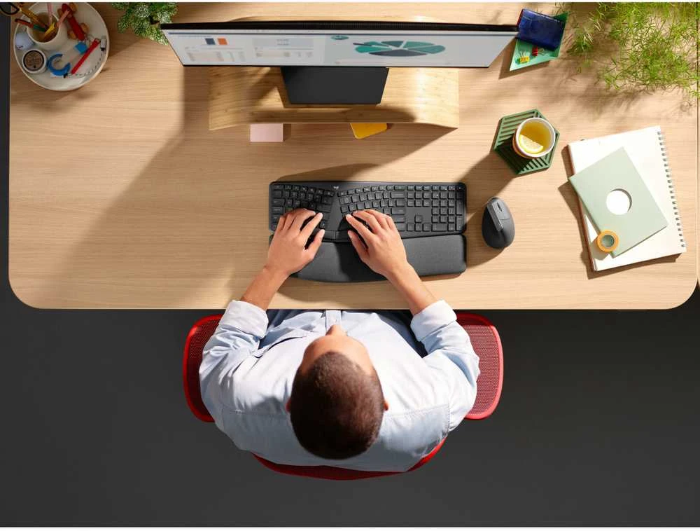 Logitech ERGO K860 SPLIT belaidė klaviatūra verslui, grafito spalvos, vokiečių kalba (Qwertz)