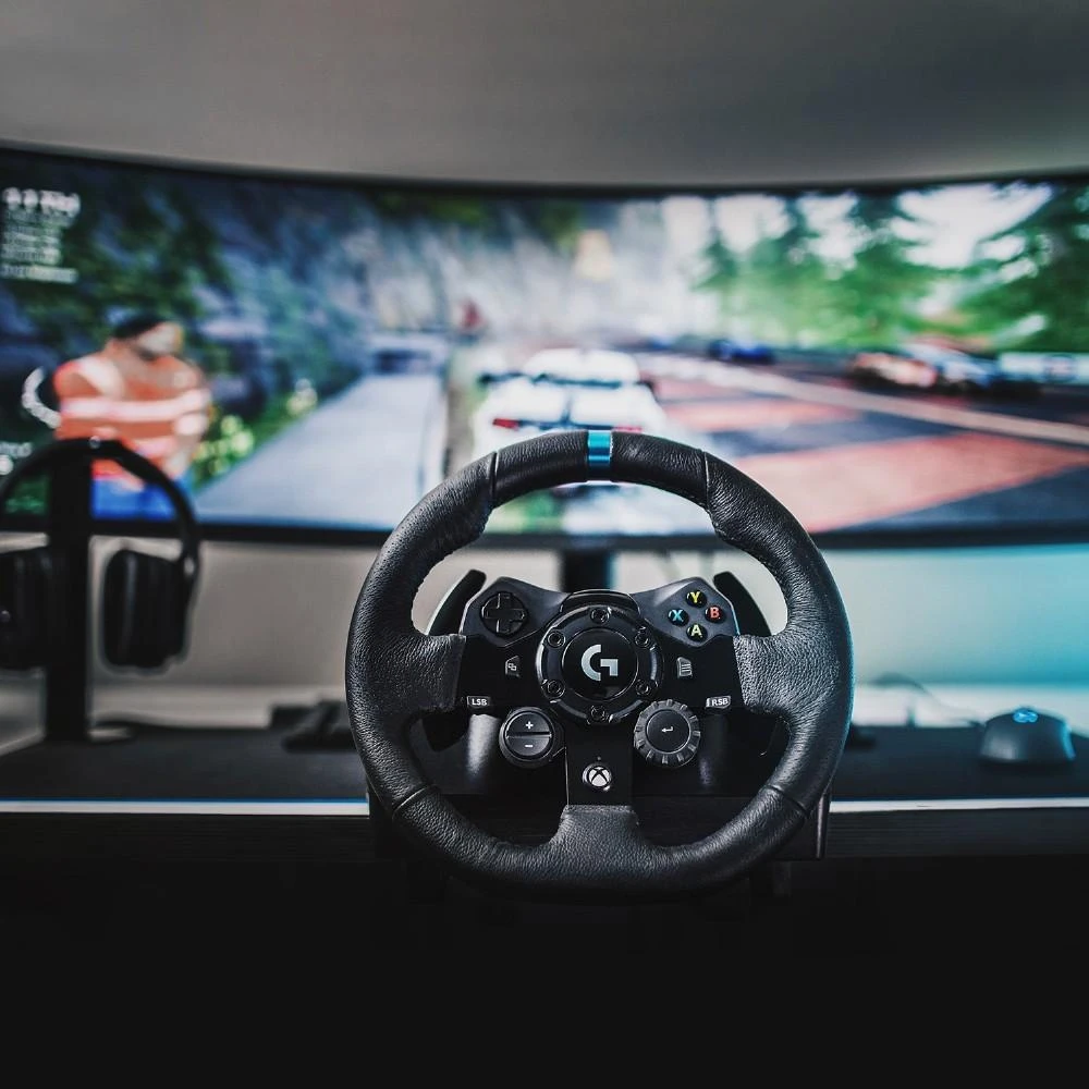 Logitech G923 TRUEFORCE simuliacinis lenktynių vairas su pedalais, skirtas Xbox Series X/S /Xbox One/PC