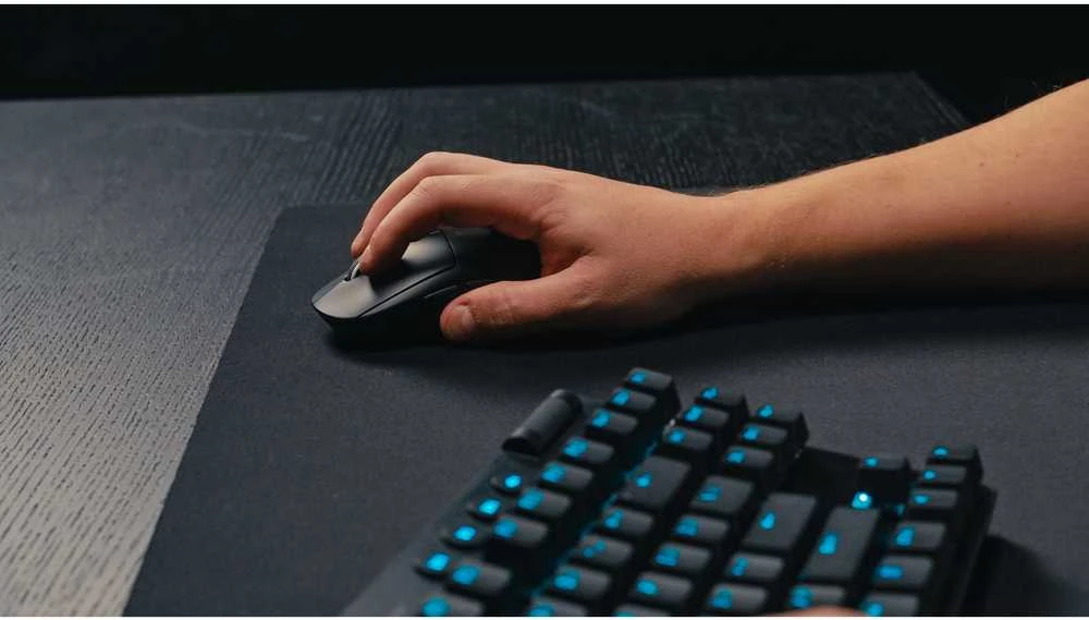Žaidimų pelė Logitech G Pro X Superlight 2, balta (dešiniarankiams)