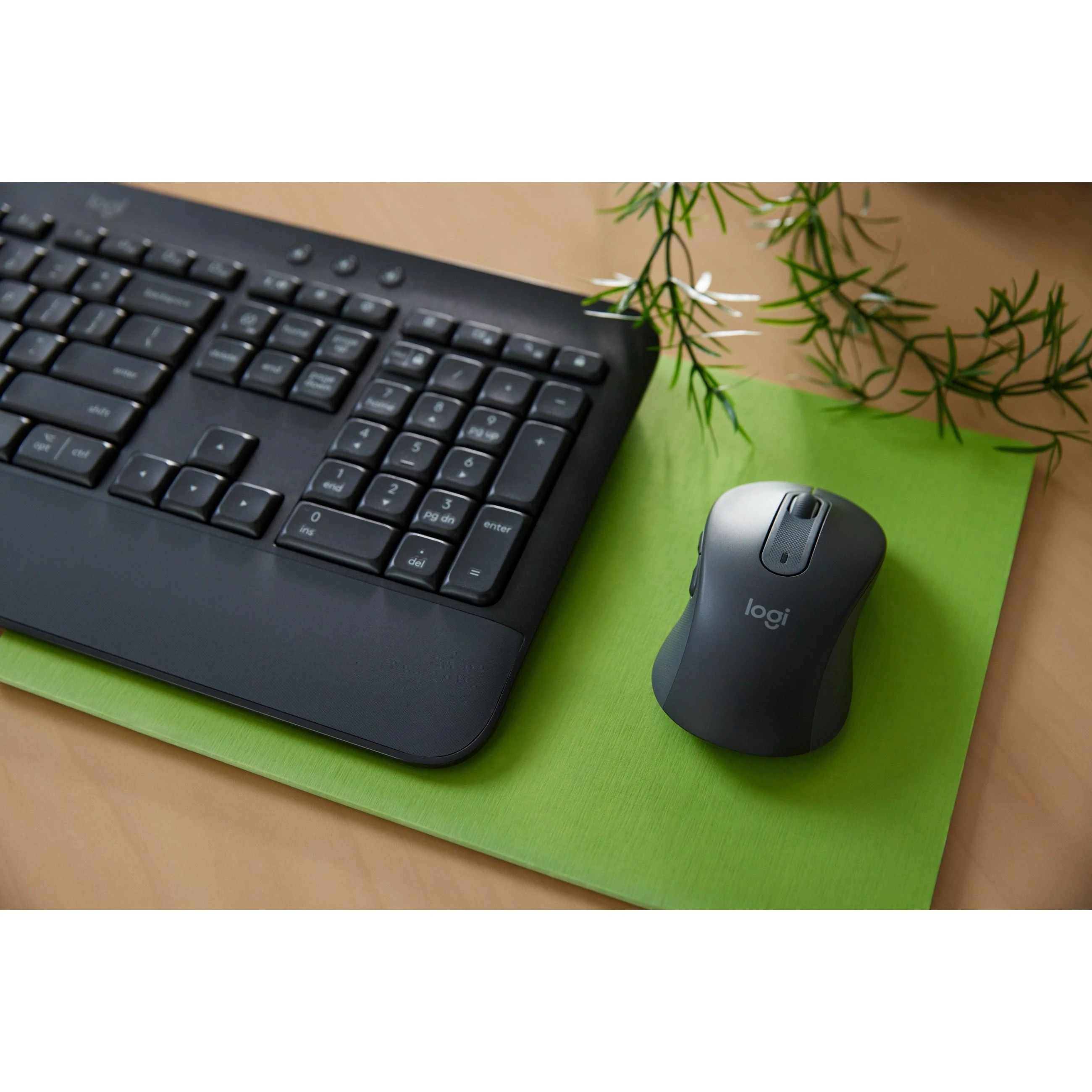 Klaviatūra „Logitech“ klaviatūros ir pelės rinkinys MK650 - grafito spalvos