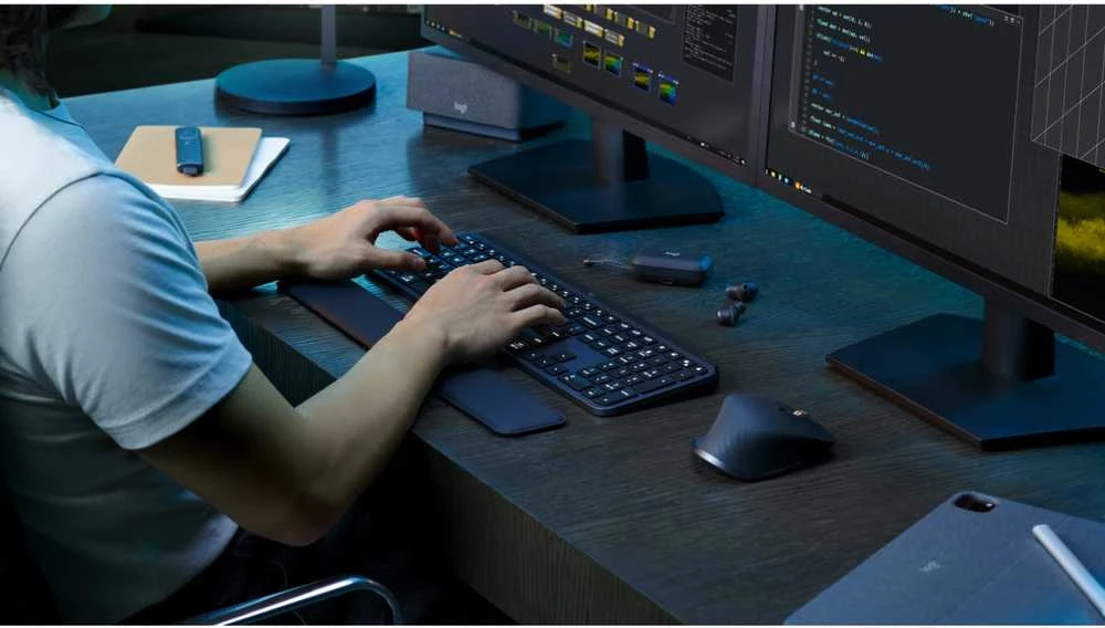 Įvesties prietaisas - Logitech MX Keys S Combo klaviatūra ir pelė belaidžiu režimu