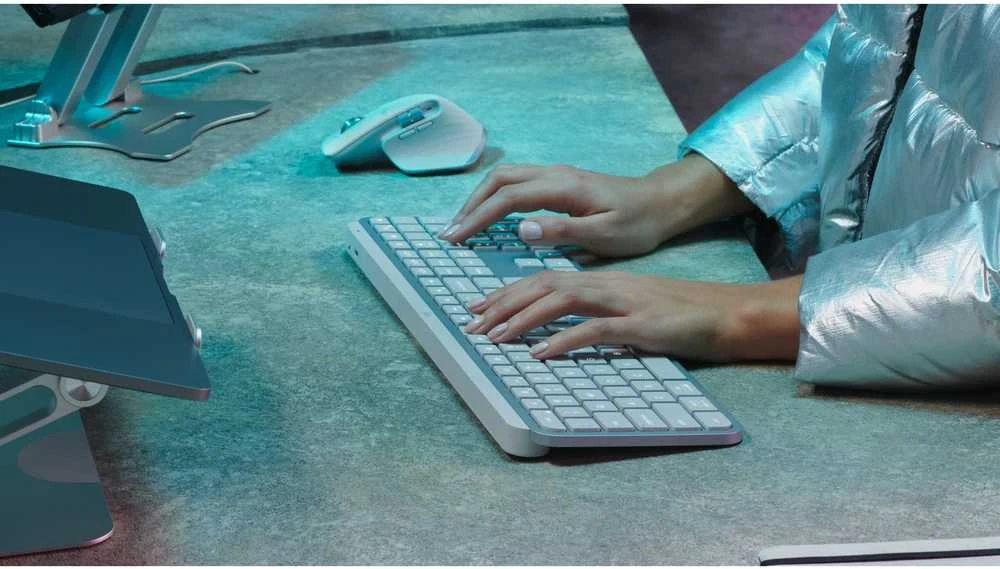 Klaviatūra Logitech MX KEYS S - PALE Pilkas PAN - BT - - N/A - NORDIC-613