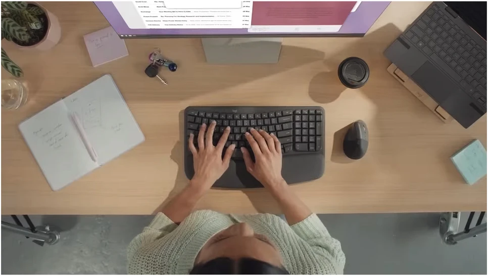 Klaviatūra Logitech WAVE KEYSERGONOMIC KB GRAPHITE - CZE-SKY 2.4GHZ/BT INTNL-973 UNIV