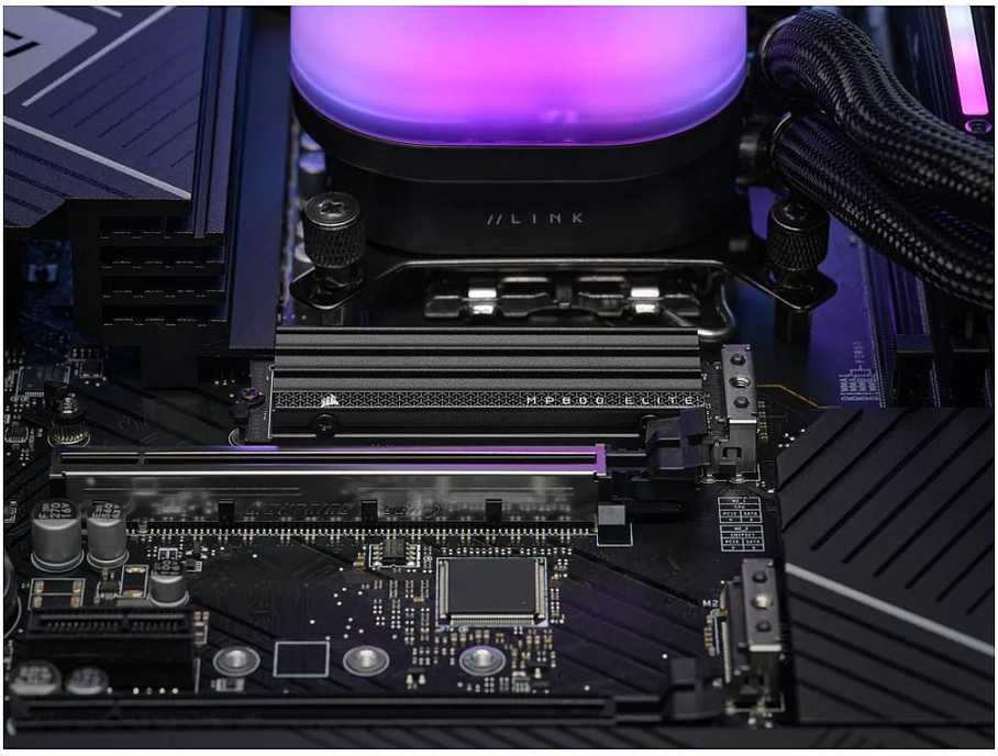 Corsair MP600 Elite NVMe SSD, PCIe 4.0 M.2 Typ 2280 - 1 TB mit Kühlkörper