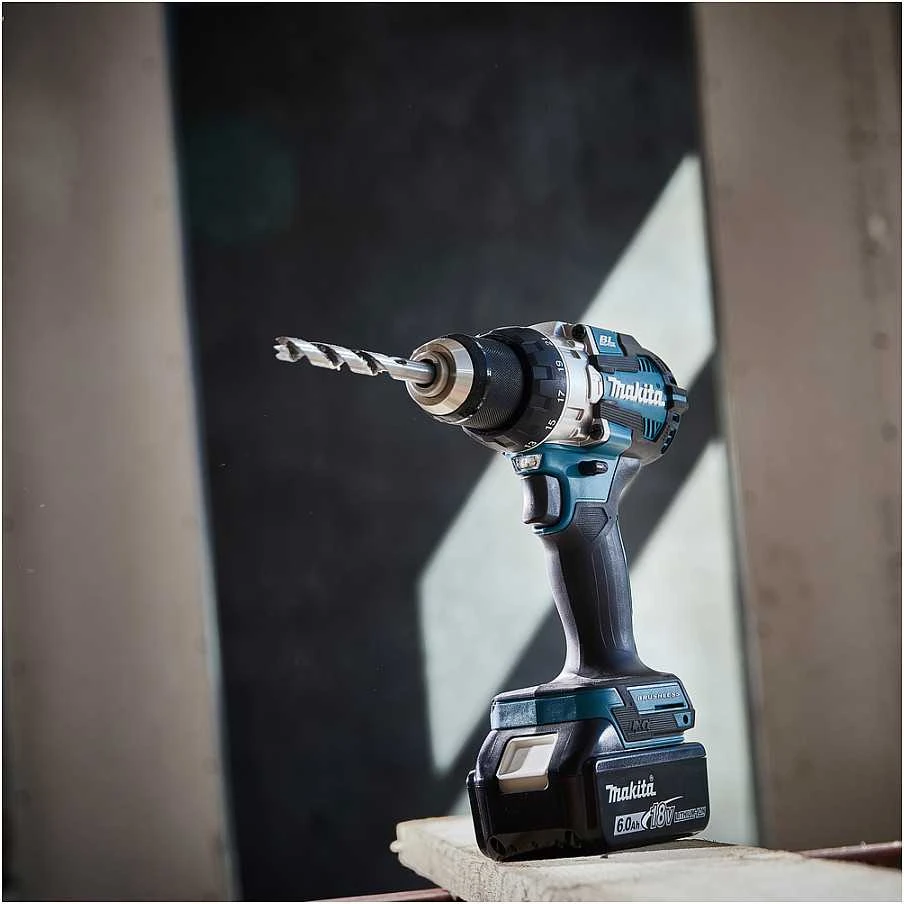 MAKITA SMŪGINIS SUKTUVAS-GRĘŽTUVAS 18V DHP489RTJ 73/40Nm 2×5,0Ah