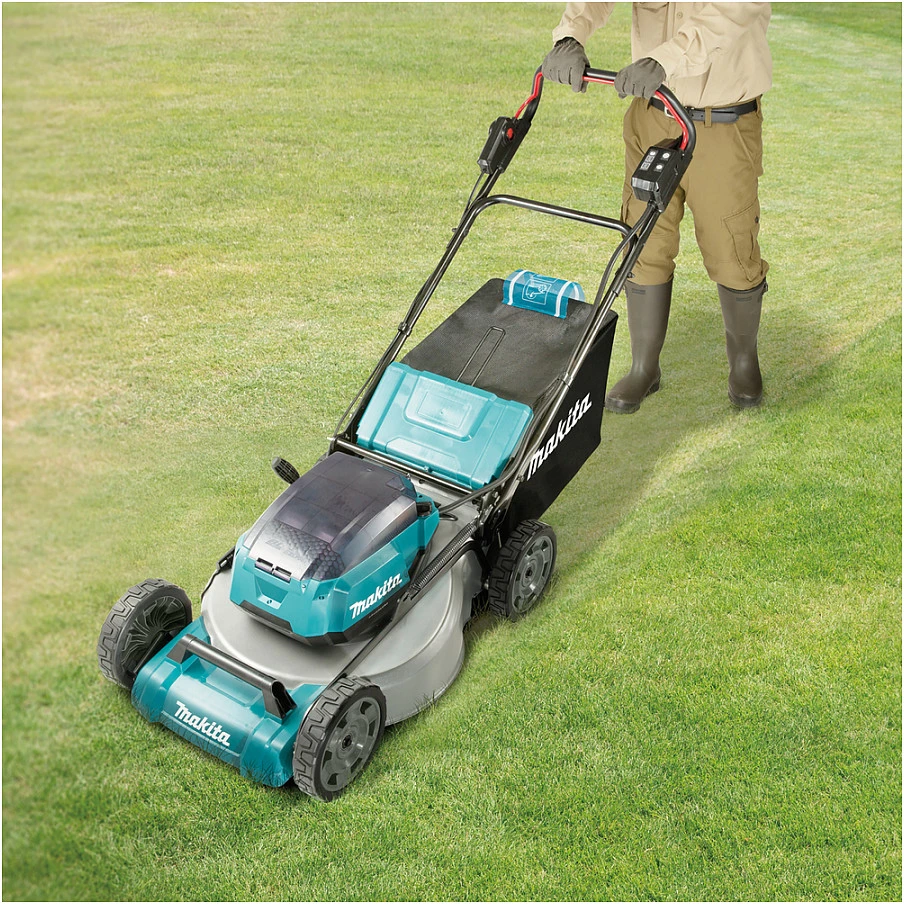 Makita DLM530Z Akumuliatorinė vejapjovė 18V X2 | 53cm | 70 L (Be akumuliatorių ir kroviklio)