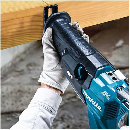 Makita JR002GZ Reciprocating saw XGT, 32mm stroke; švytuoklinio pjovimo funkcija, AVT; greitas ašmenų keitimas; bešepetėlinis variklis, "Z" versija - komplektuojamas be akumuliatoriaus ir kroviklio