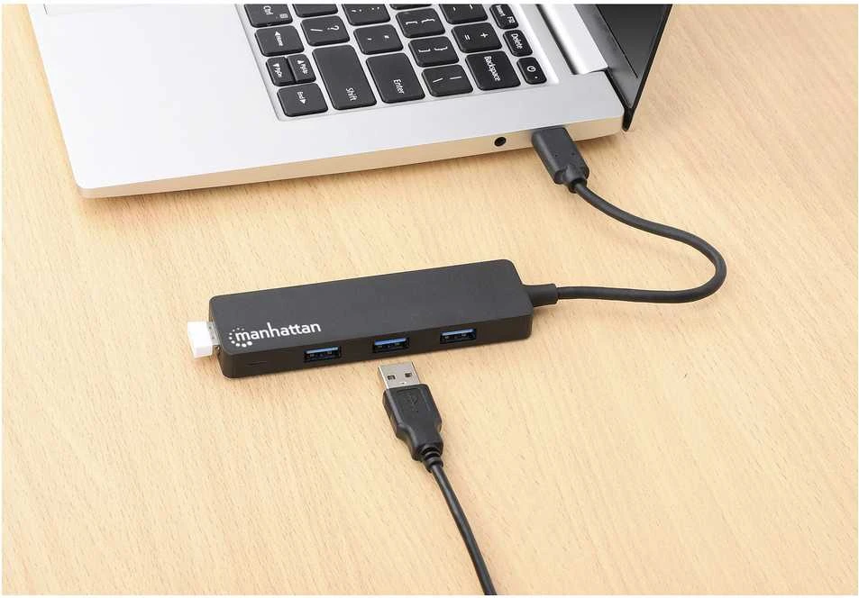 „Manhattan Manhatta“ 4 prievadų USB 3.2 Gen 1 šakotuvas, USB-C nuo 4 USB-A lizdų, 5 Gbps perdavimo sparta, maitinamas autobusu, Juodas, 164924