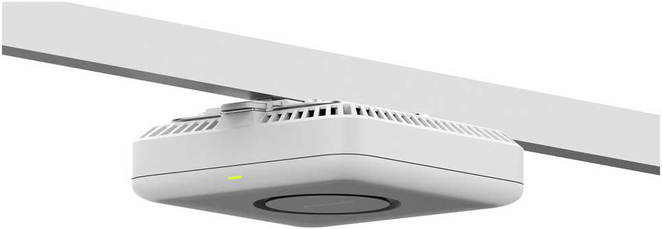 Maršrutizatorius Netgear „Nighthawk“ trijų banų wifi7 (WBE758-111EUS)