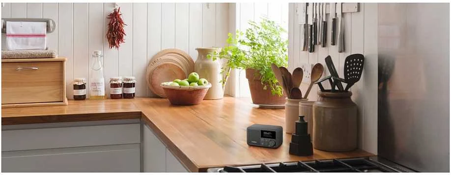 Medion LIFE® S66822 Tragbares DAB+ Radio grau