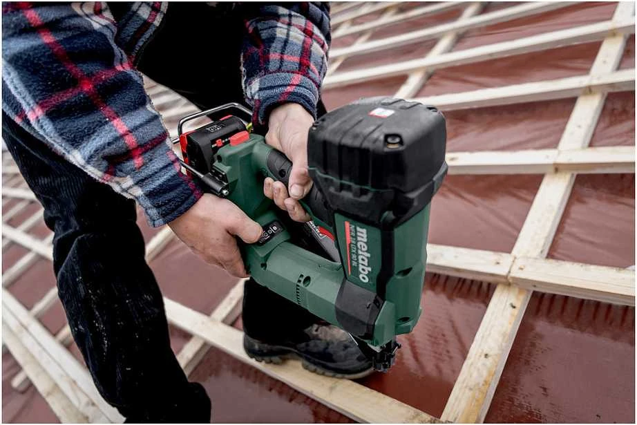 METABO NFR 18 LTX 90 BL 34` 50-90mm METABOX VAIŠYS