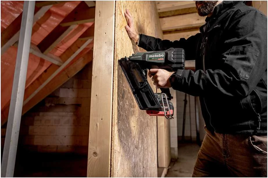 METABO NFR 18 LTX 90 BL 34` 50-90mm METABOX VAIŠYS