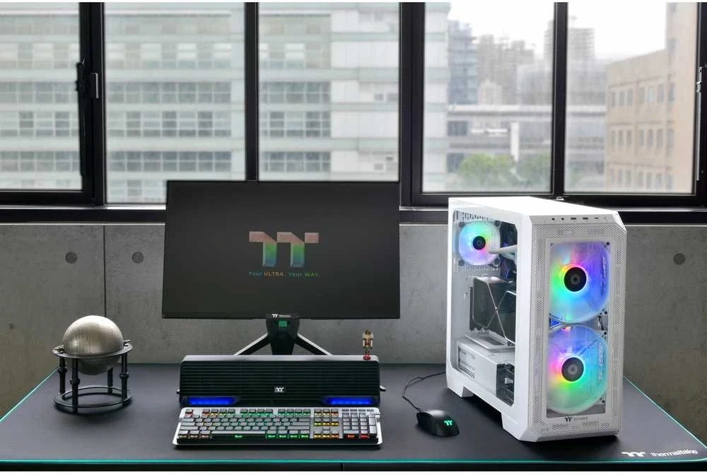 MIDI Thermaltake View 300 MX ARGB Snow Baltas