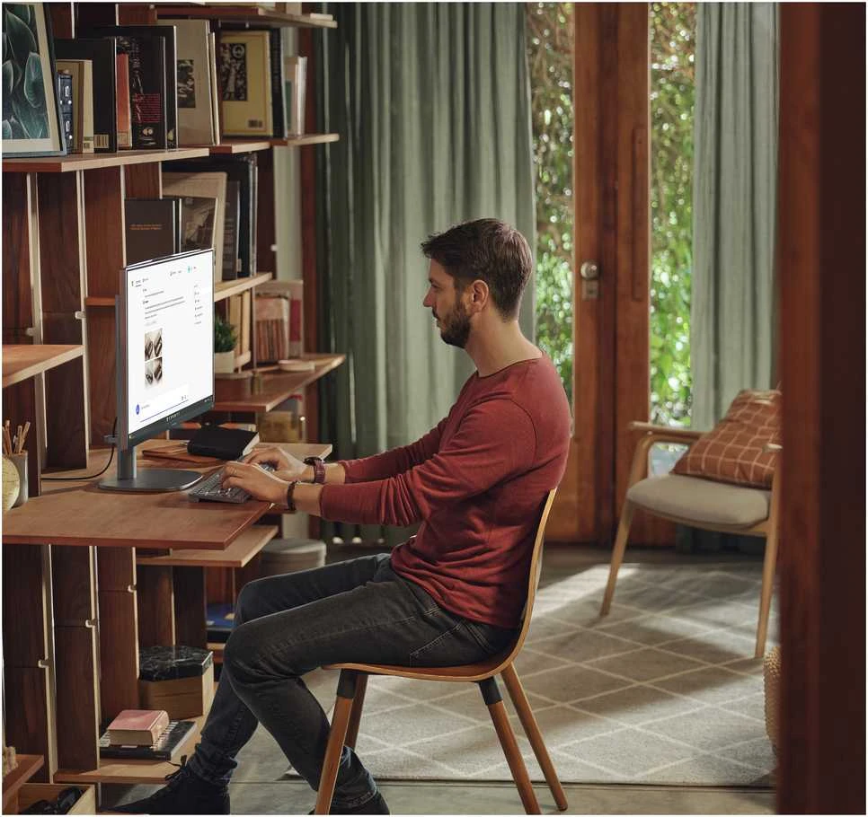 HP OmniStudio X 27" FHD lietimui jautrus IPS daugiafunkcis monitorius su Core Ultra 7 256V 16GB/2TB SSD Win11 27-cs1076ng