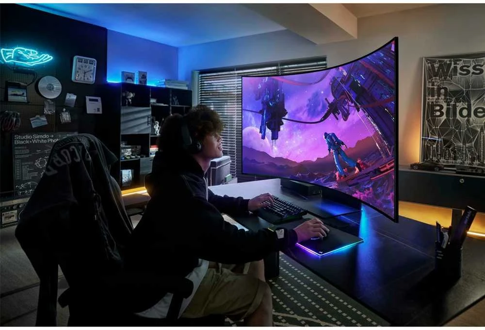 Monitorius Samsung Odyssey Ark G9 G97NC- 55" | VA lenktas | 4K | Mini LED | 165Hz | HDR10+