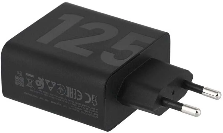 Sieninis įkroviklis Motorola TurboPower 125W dvigubas 2x USB-C su laidu USB-C 1m juodos spalvos