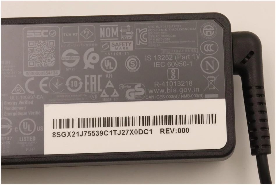 Nešiojamojo kompiuterio maitinimo adapteris Lenovo 65 W, (AC_ADAPTER 65W,3P,WW,CHY)