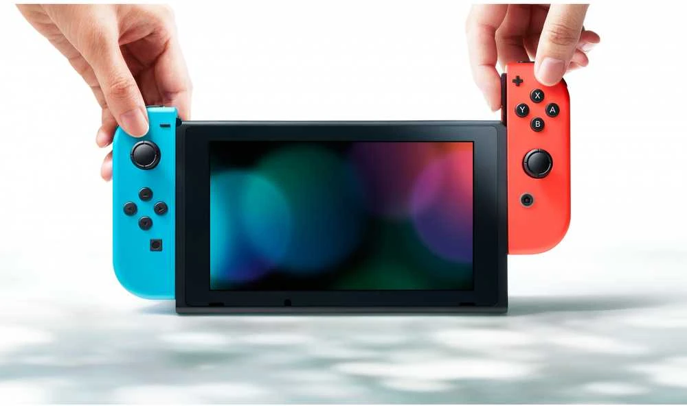 Nintendo Switch (Raudona / Mėlyna)