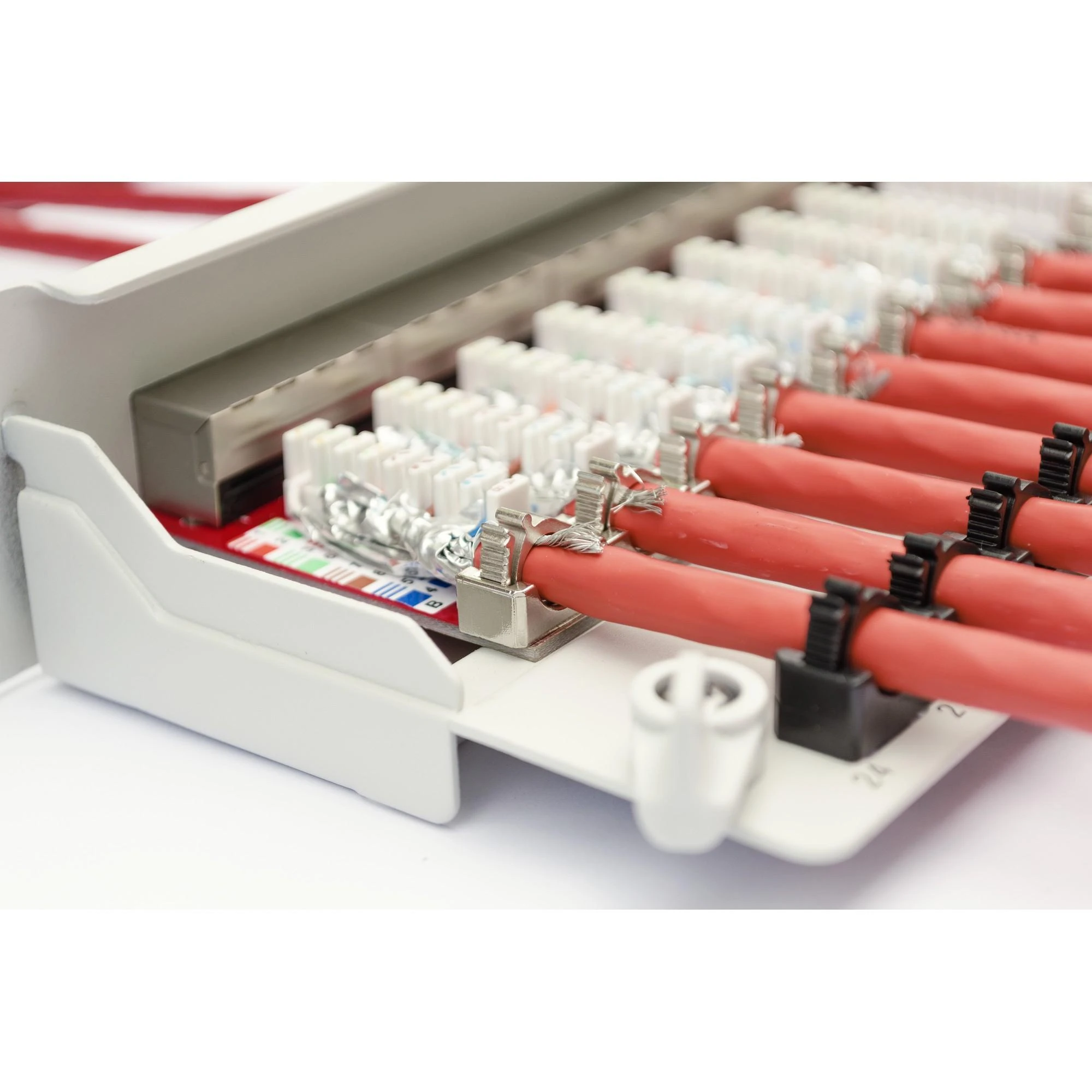 Assmann Electronic DIGITUS Komutacinė panelė 1HE 24 prievadų Cat6a ekranuota šviesiai pilka