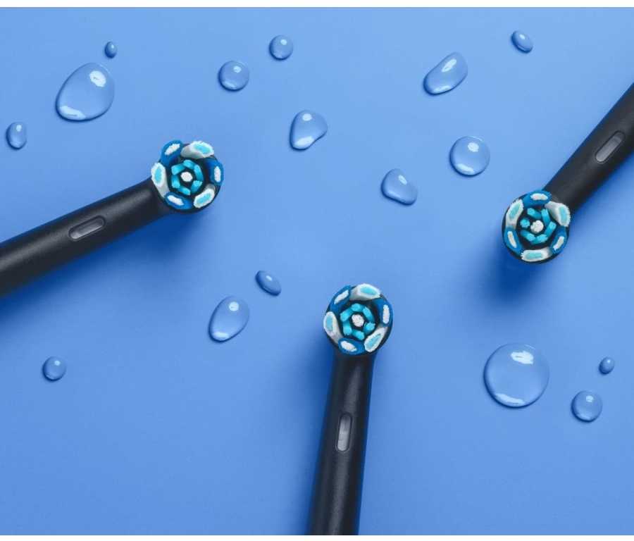 Oral-B | Clean Replaceable Dantų šepetėlis Heads | iO Refill Ultimate | Heads | Suaugusiems | Cordless | Šepetėlių skaičius galvutės įeina 4 | Juodas | Baltas