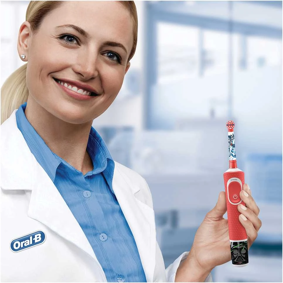 Oral-B Kids dantų šepetėlis su Star Wars galvute