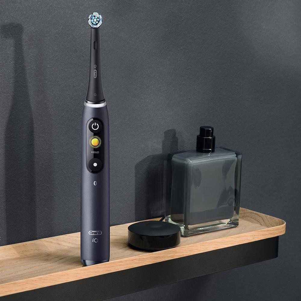 Elektrinis dantų šepetėlis Oral-B iO8, juodas