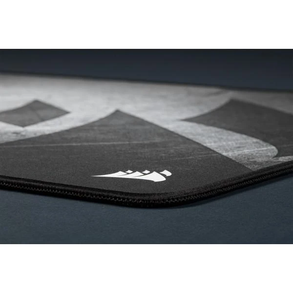 Pelės kilimėlis žaidimams Corsair MM300 PRO Premium Spill-Proof Cloth Gaming Mouse Pad — Extended, 930mm x 300mm x 3mm