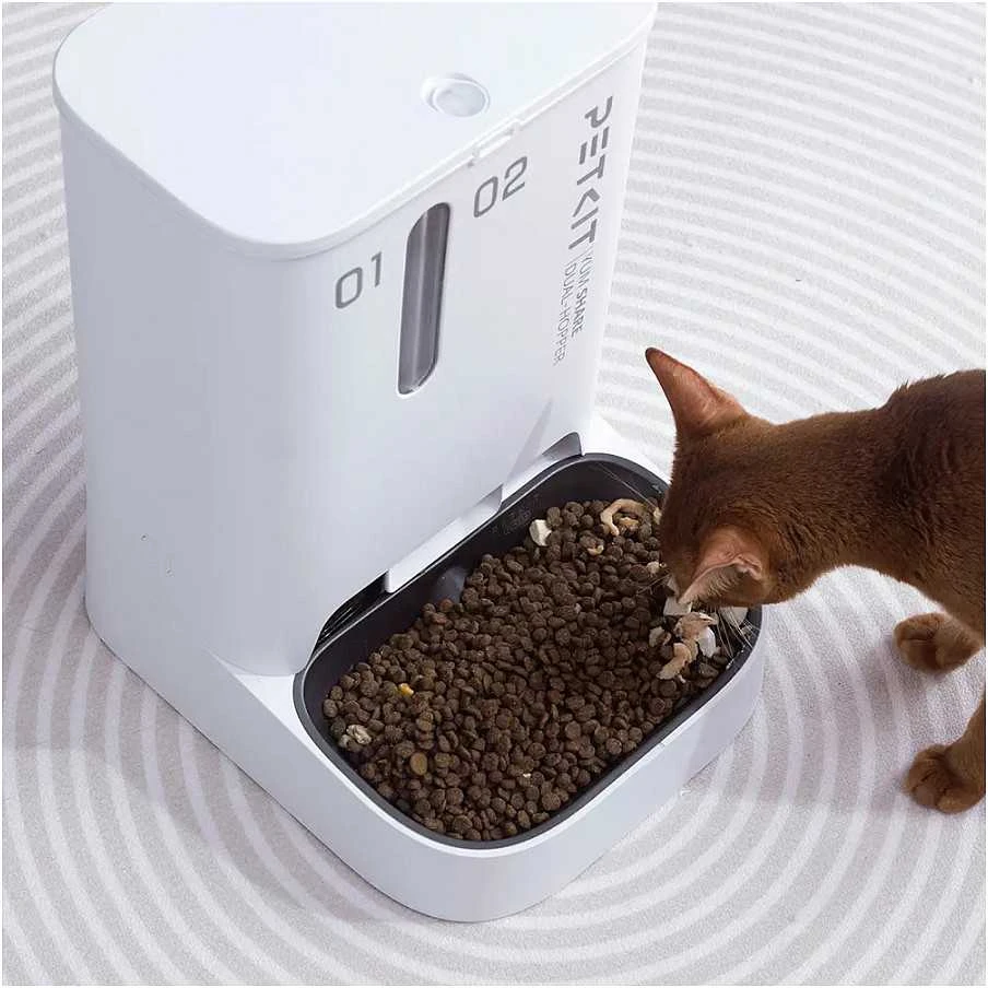 Automatinė šėrykla Petkit YumShare Dual Hopper, baltos spalvos