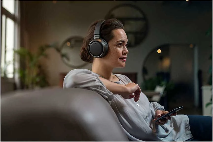 Fidelio Ant ausų dedamos belaidės ausinės Philips L3/00