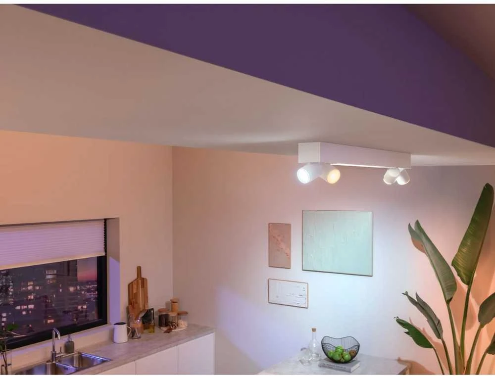 Philips Hue Baltas & Color Ambiance Centris lubinis šviestuvas baltas • 4 taškų