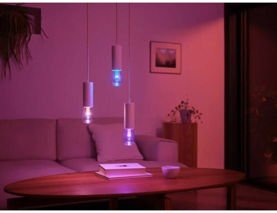 Philips Hue Baltas ir spalvota Ambiance Smart lemputė E27 ST72