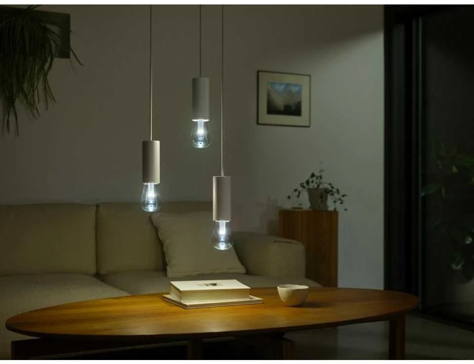 Philips Hue Baltas ir spalvota Ambiance Smart lemputė E27 ST72